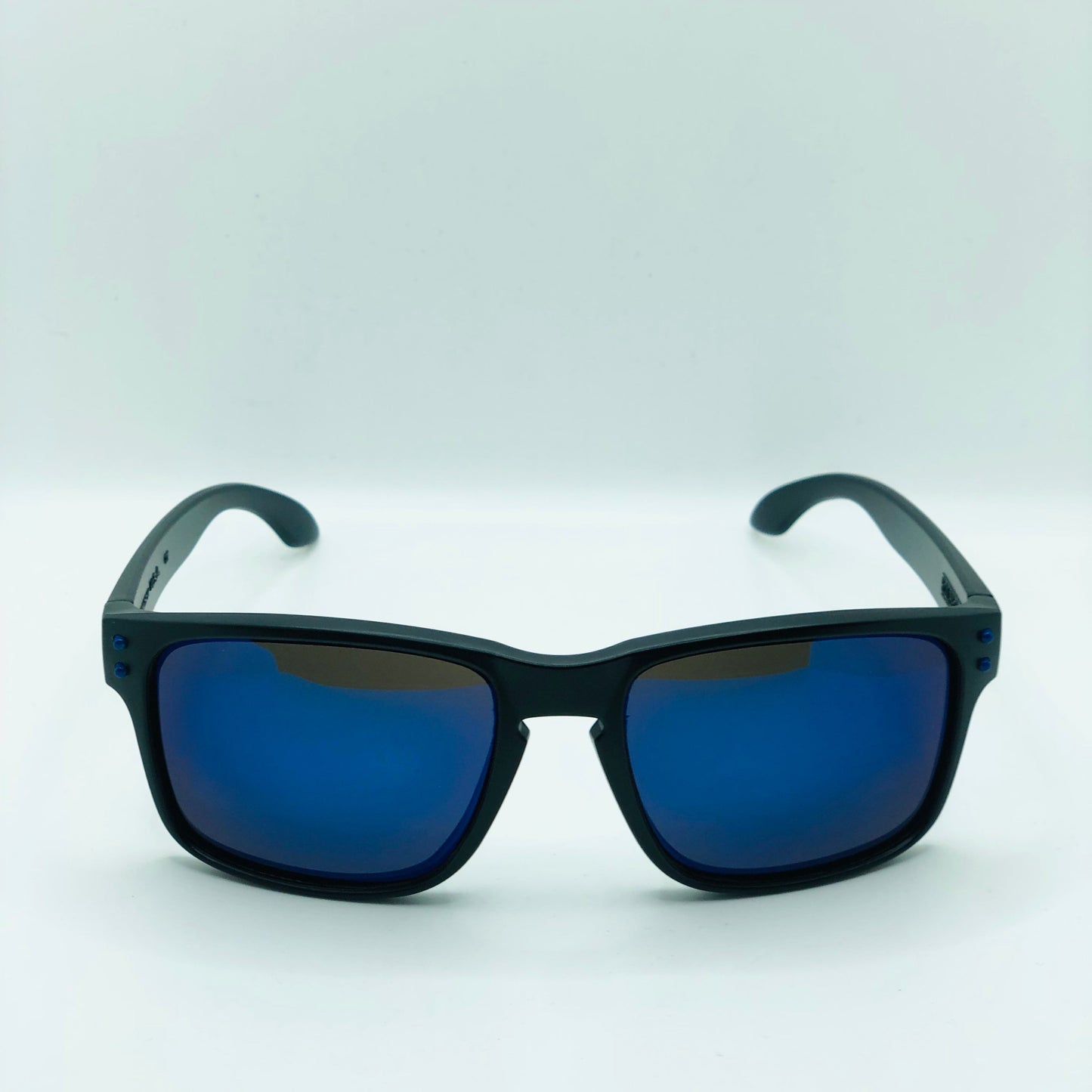 Oakley Holbrook Sunglasses (HOL-09)