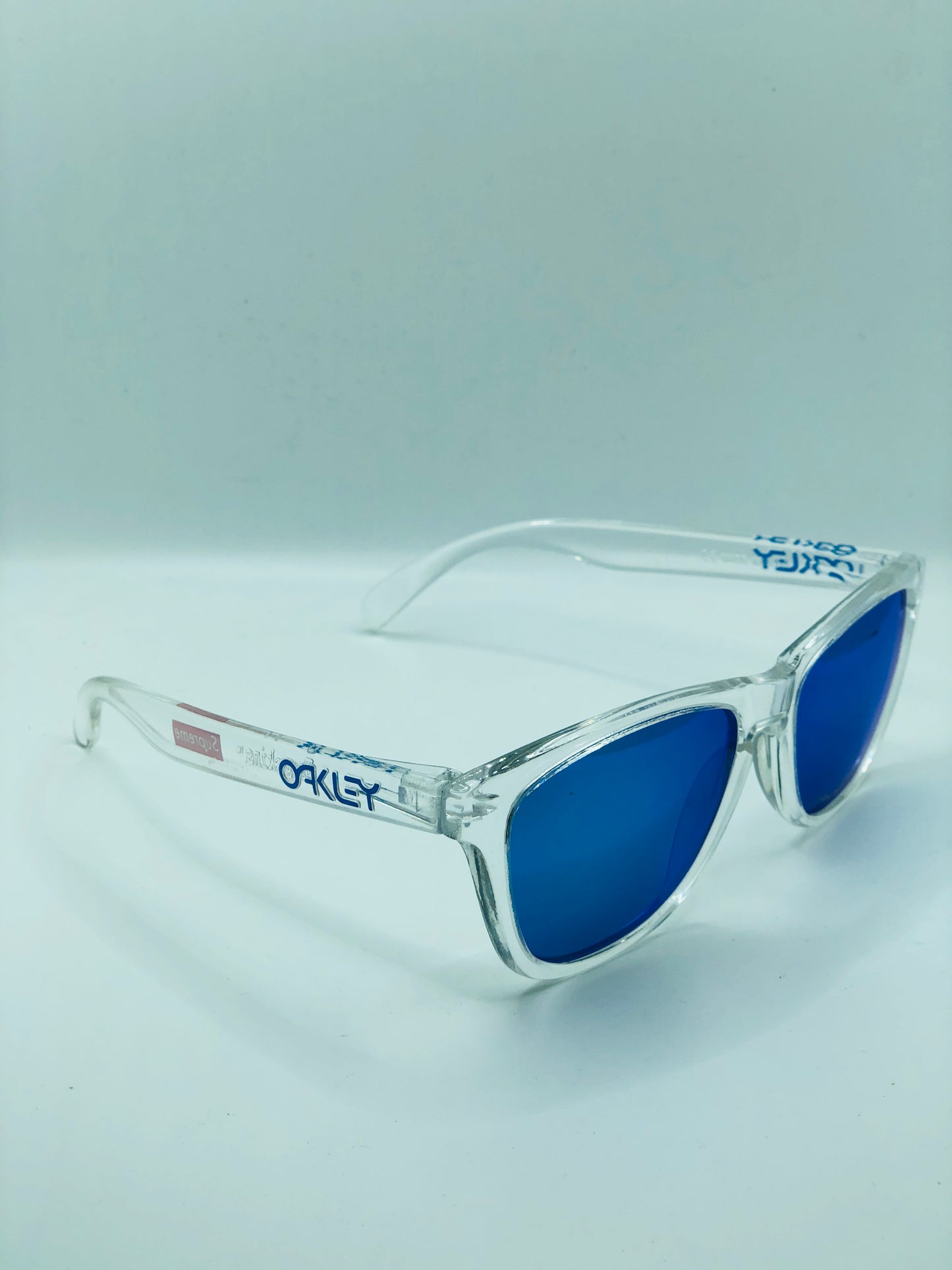 Oakley Frogskin Sunglasses (FRO-02)