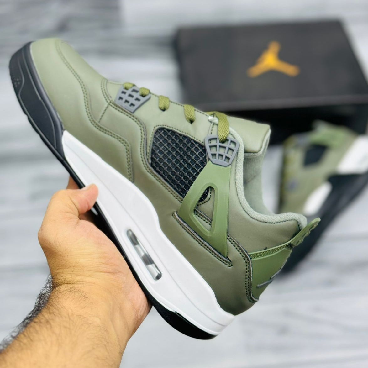 AJ4 - Green