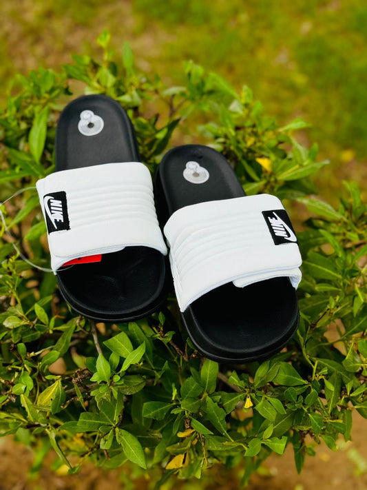 NIKE OFFCOURT ADJUST SLIDES