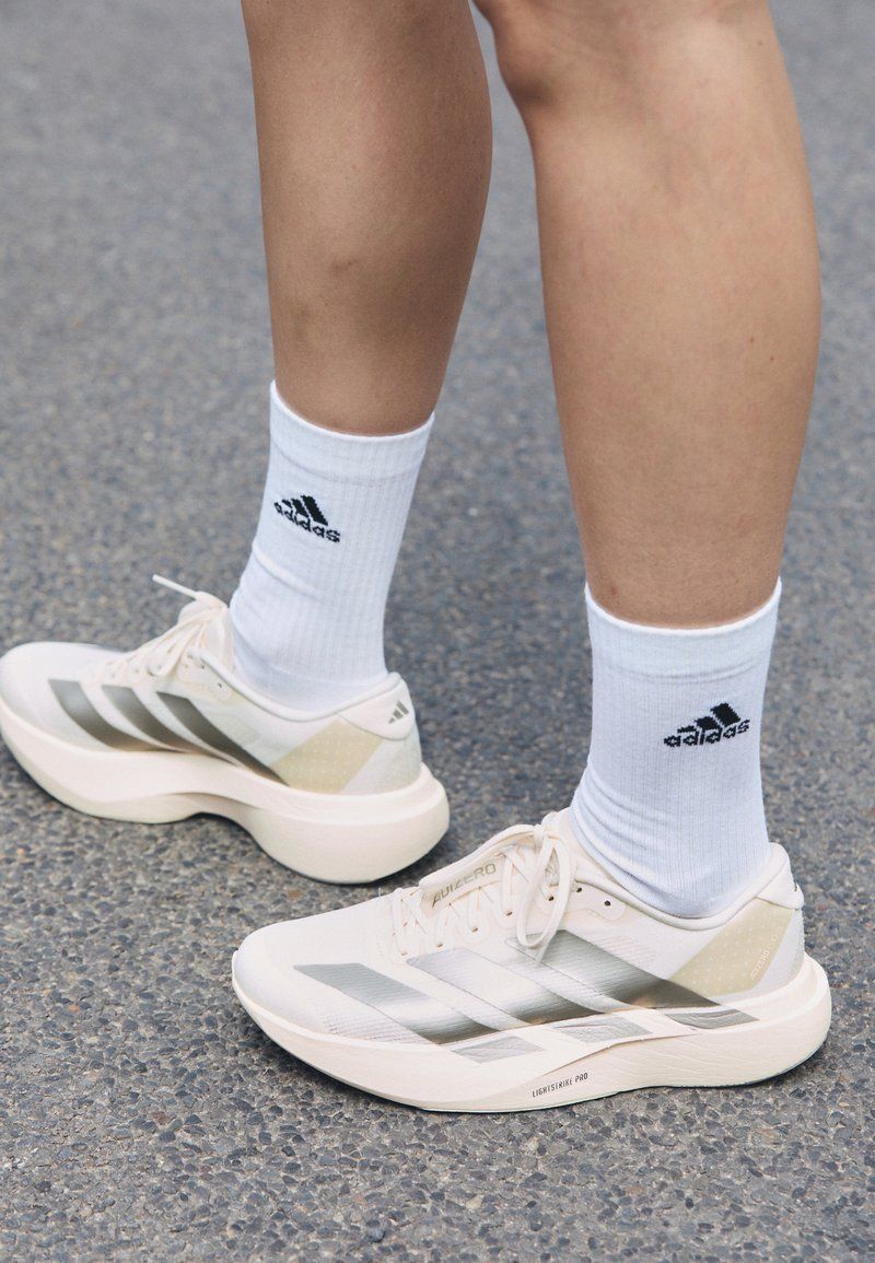 ADIDAS ADIZERO EVO SL - CREAM