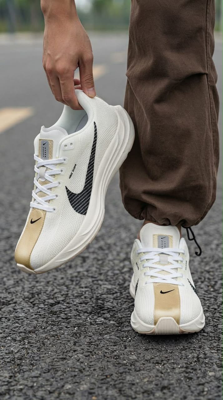 Nike Pegasus Turbo IV Running Shoes-Cream