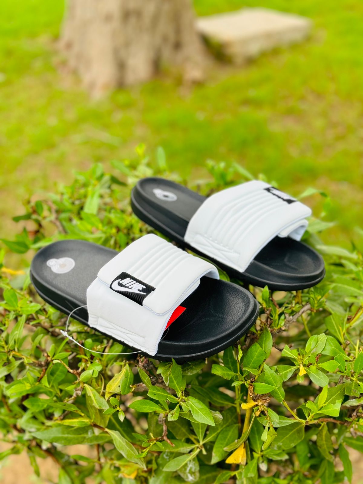 NIKE OFFCOURT ADJUST SLIDES