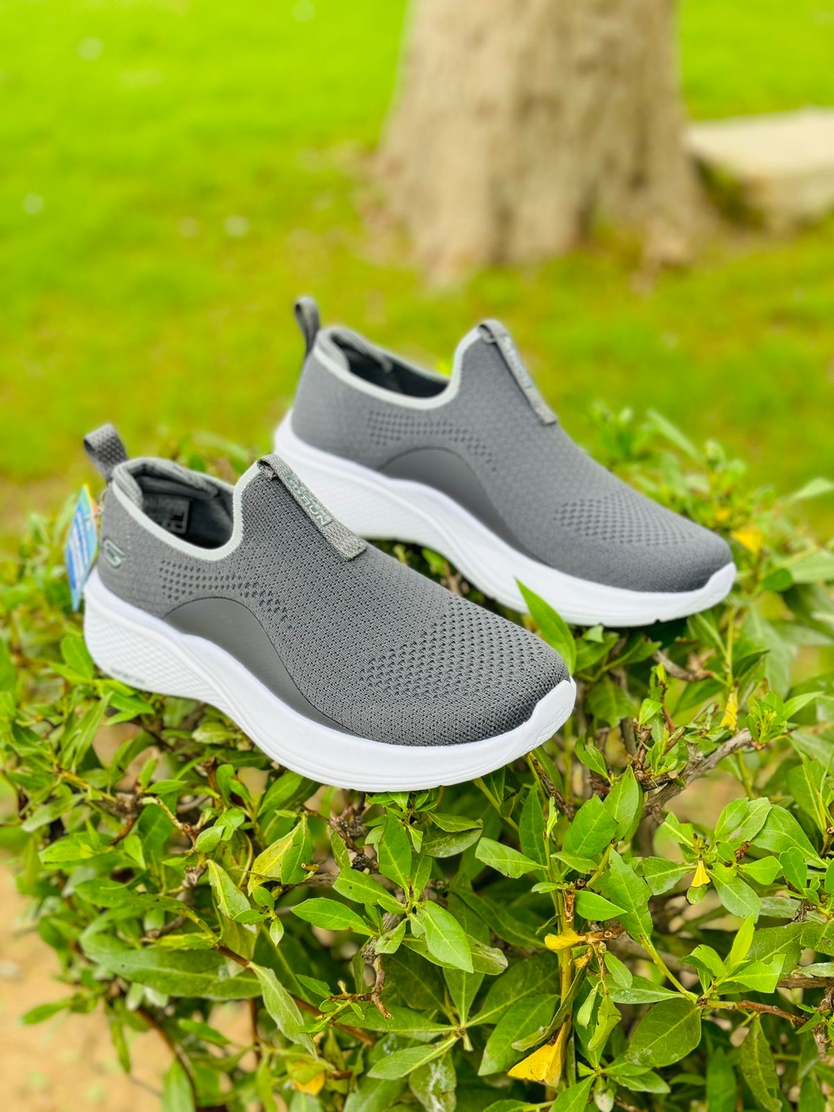 Skechers VAPOR FOAM air cooled memory foam