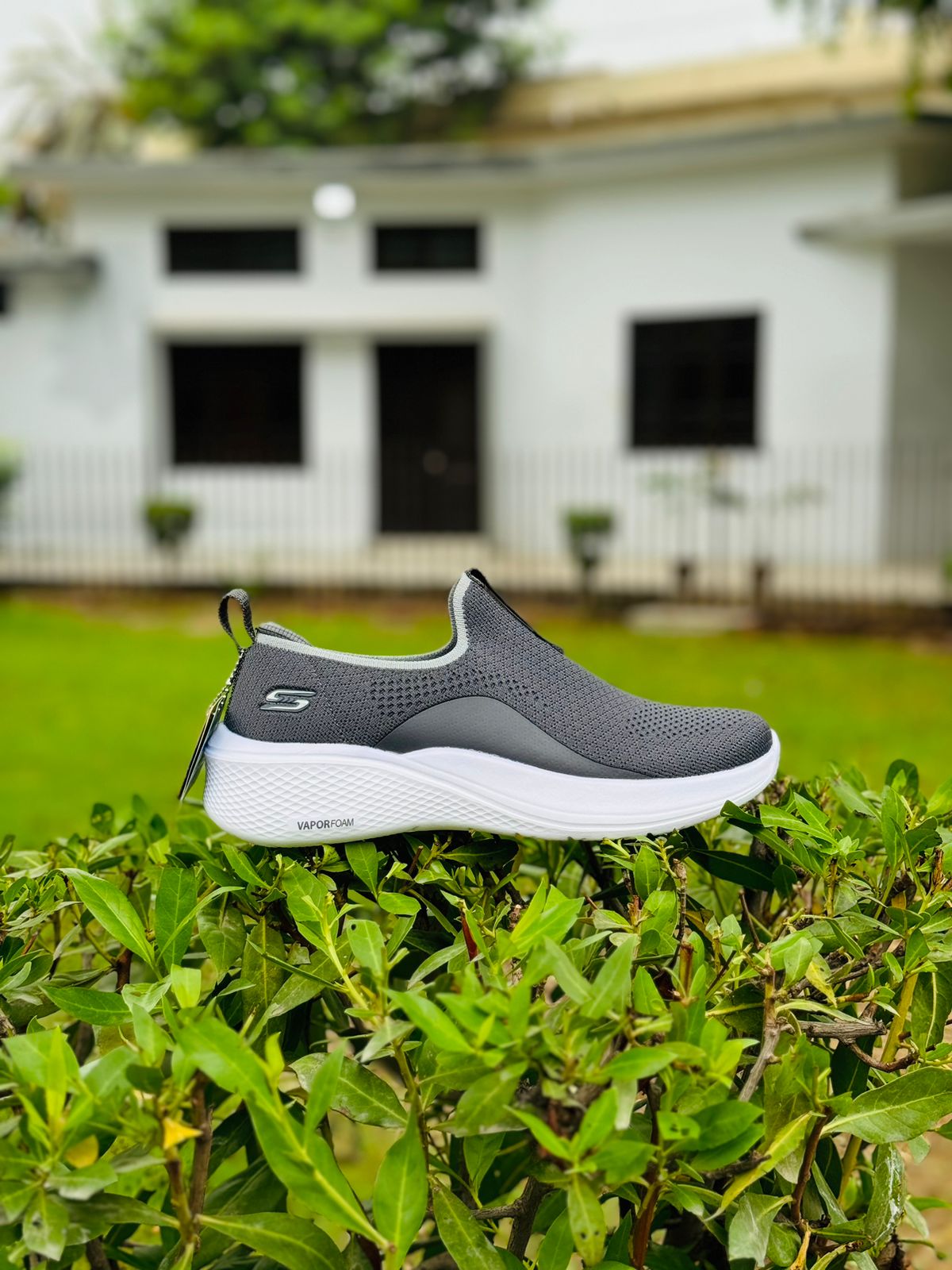 Skechers VAPOR FOAM air cooled memory foam