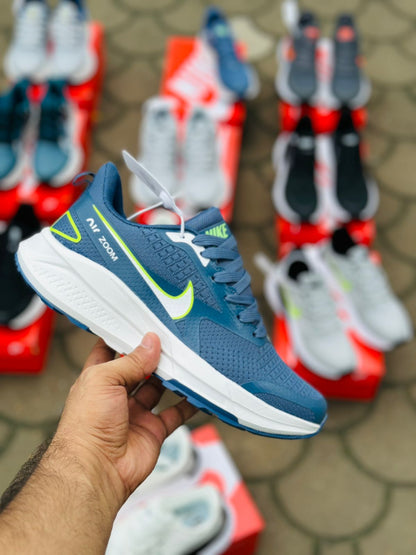 NIKE AIR ZOOM NEXT RUNNER