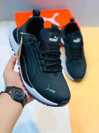 PUMA -BLACK