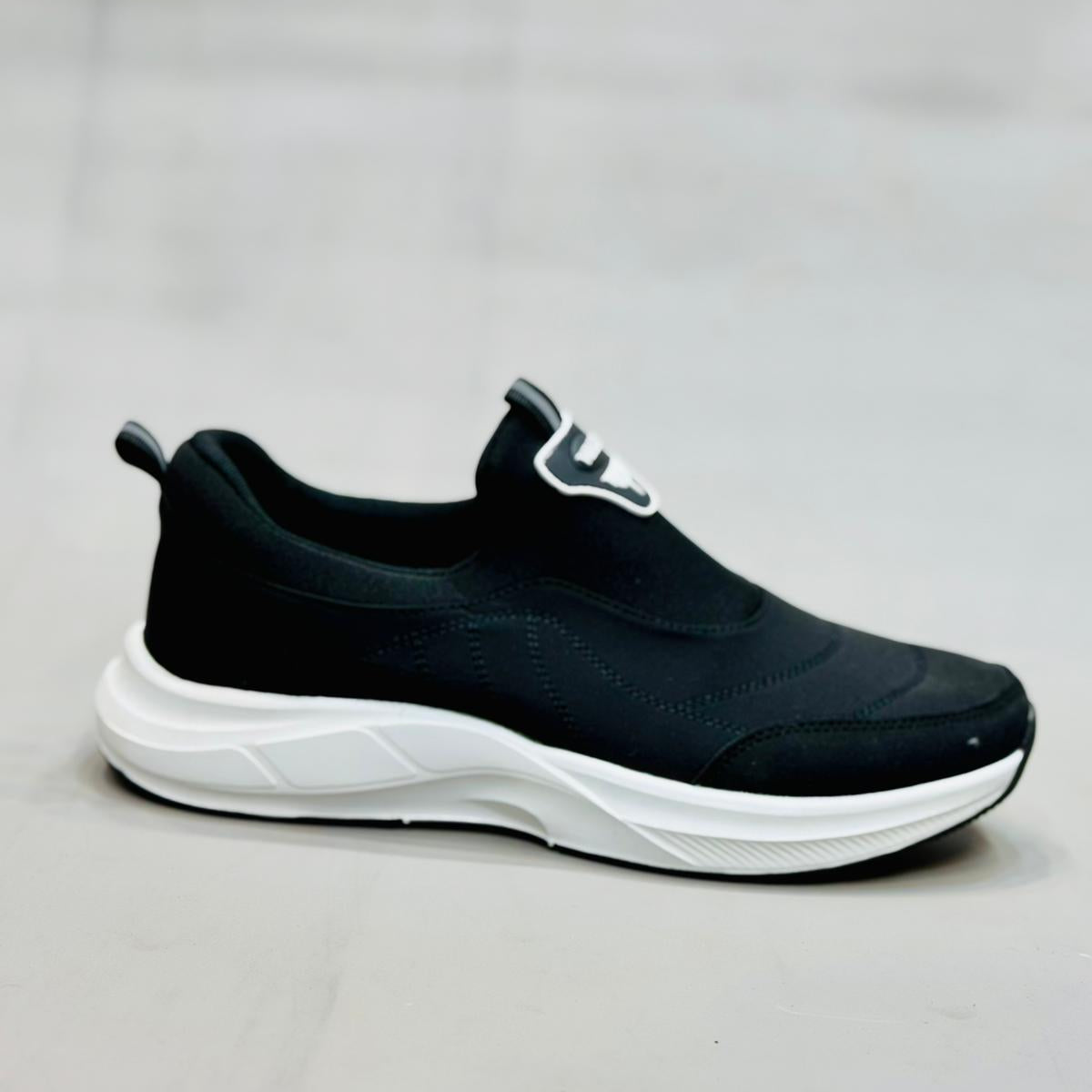 Walk Skechers