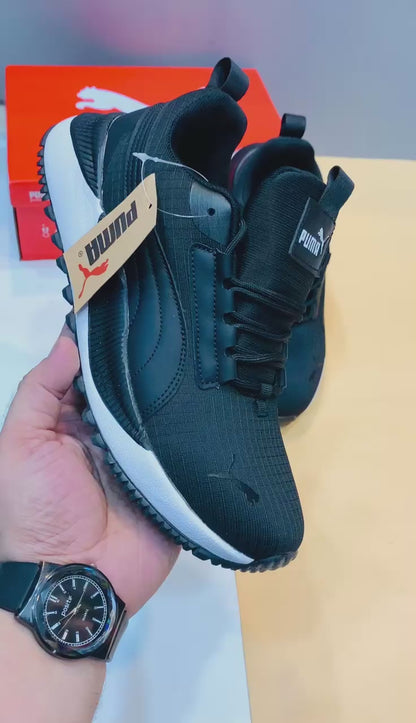 PUMA -BLACK