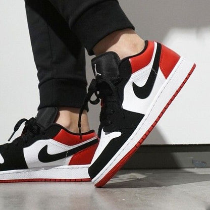 AJ1 - Low Black Toe